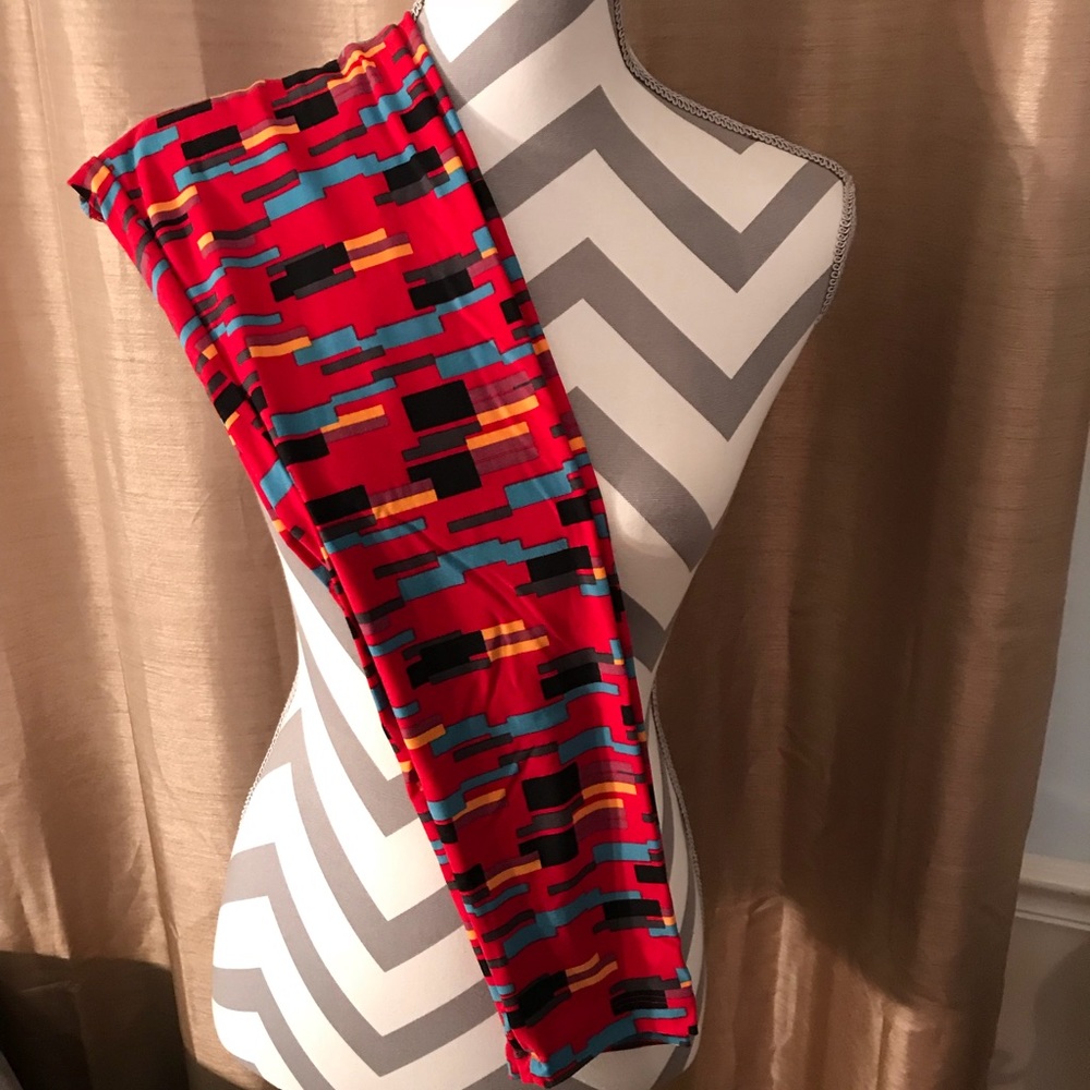 LuLaRoe OS leggings